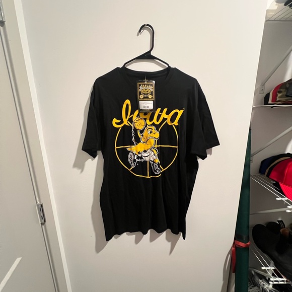 Iowa Basketball Shirt NWT - Picture 1 of 4